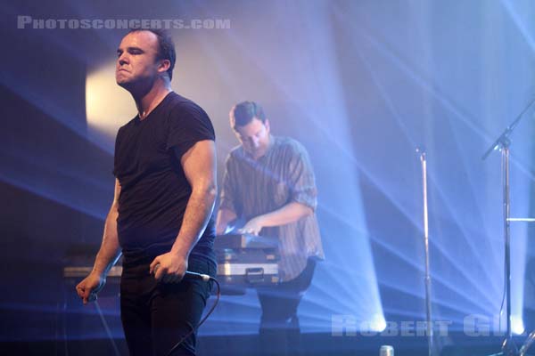 FUTURE ISLANDS - 2015-04-02 - PARIS - La Cigale - 